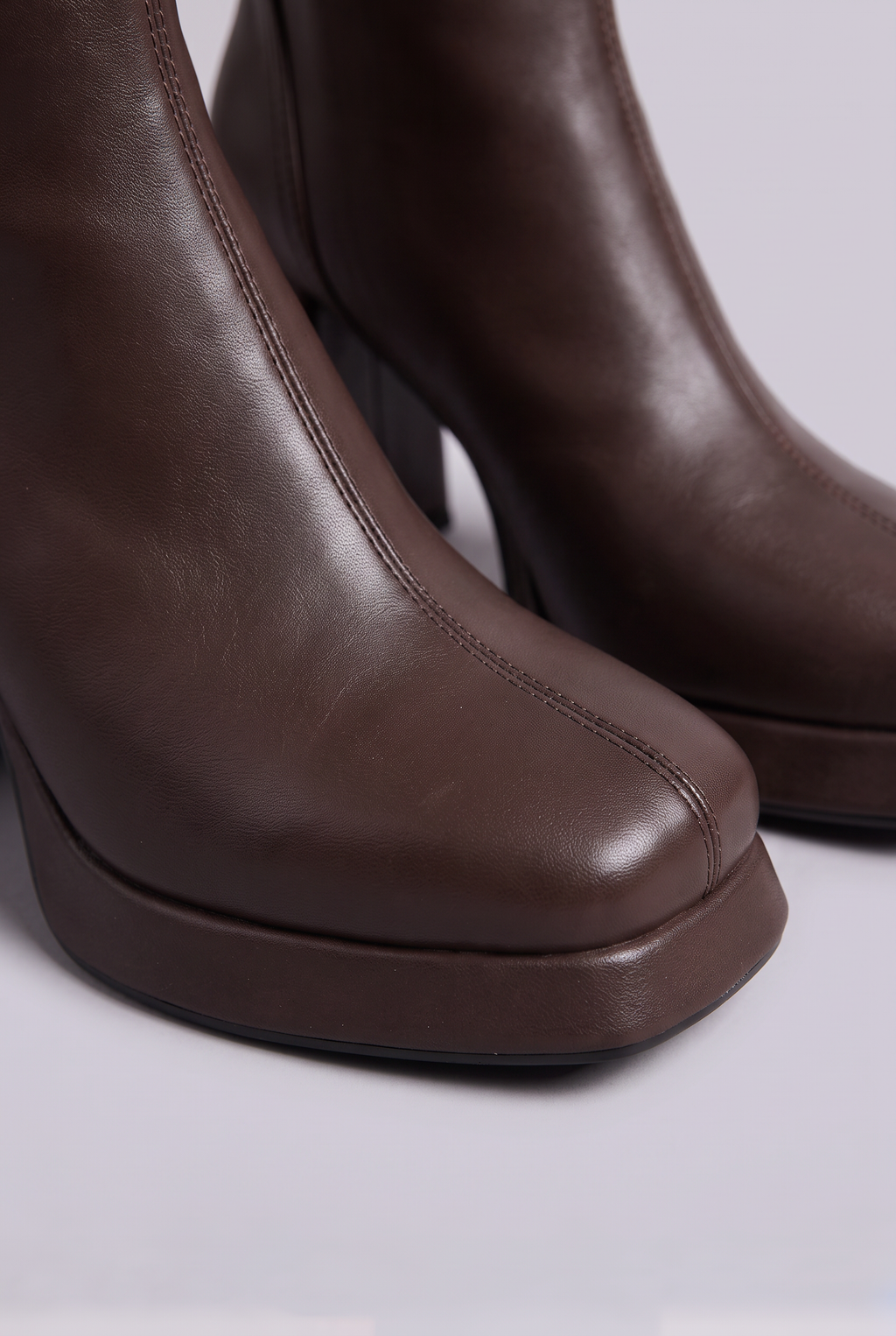 Eloisa – skórzane botki
